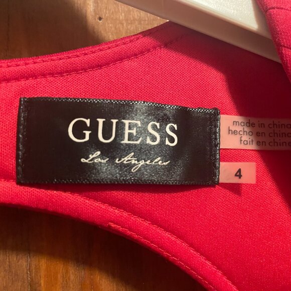 Red Guess Dress, size 4 - Picture 4 of 7